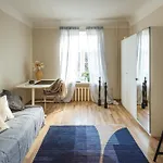 Dzīvoklis Spacious 7-bedroom For Groups - Valdemara Street *