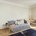 Spacious 7-bedroom For Groups - Valdemara Street * Riga