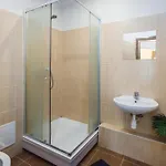 Spacious 7-bedroom For Groups - Valdemara Street Apartament