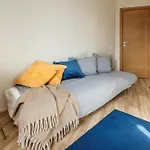 Spacious 7-bedroom For Groups - Valdemara Street