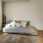 Spacious 7-bedroom For Groups - Valdemara Street Riga