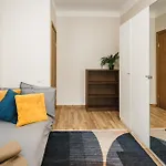 Spacious 7-bedroom For Groups - Valdemara Street Riga