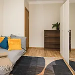 Spacious 7-bedroom For Groups - Valdemara Street * Riga