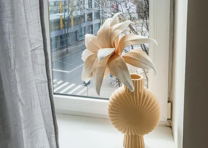 Dzīvoklis Spacious 7-Bedroom Apartment For Groups - Valdemara Street