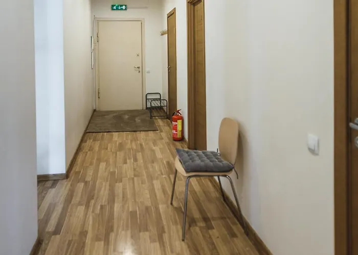 Appartamento Spacious 7-Bedroom Apartment For Groups - Valdemara Street Tinuzi